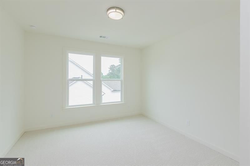 Gainesville, Georgia 30506, United States, 4 Bedrooms Bedrooms, ,5 BathroomsBathrooms,Residential,Active,238943