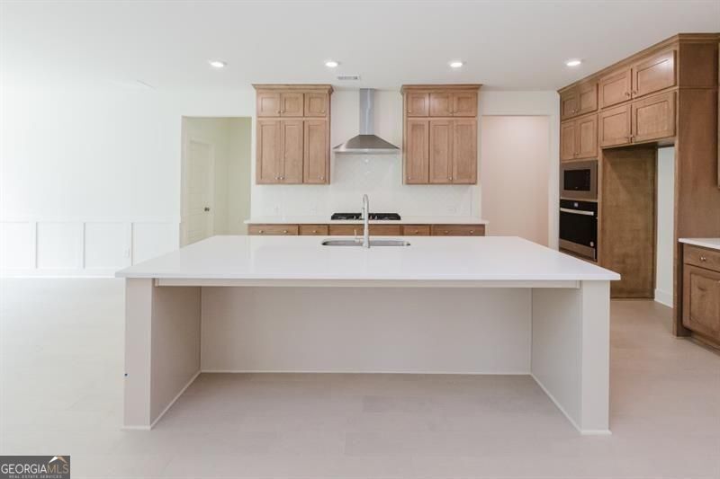 Gainesville, Georgia 30506, United States, 4 Bedrooms Bedrooms, ,5 BathroomsBathrooms,Residential,Active,238943