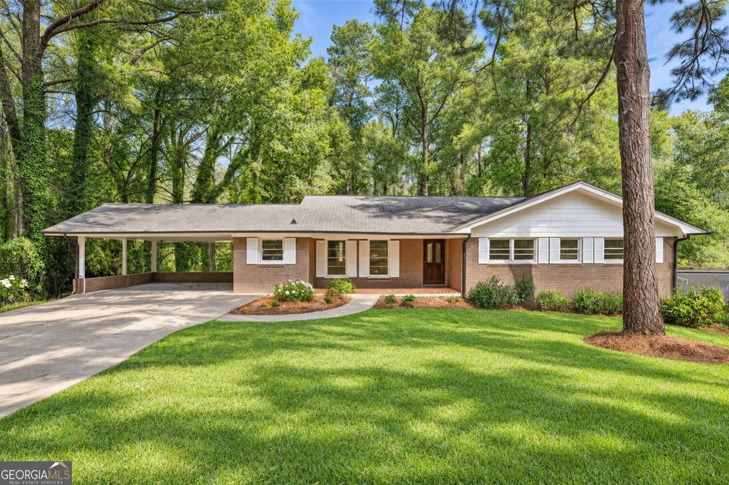 Photo of 3339 Brenda Lane, Lithia Springs, GA 30122 (MLS # 10868343)