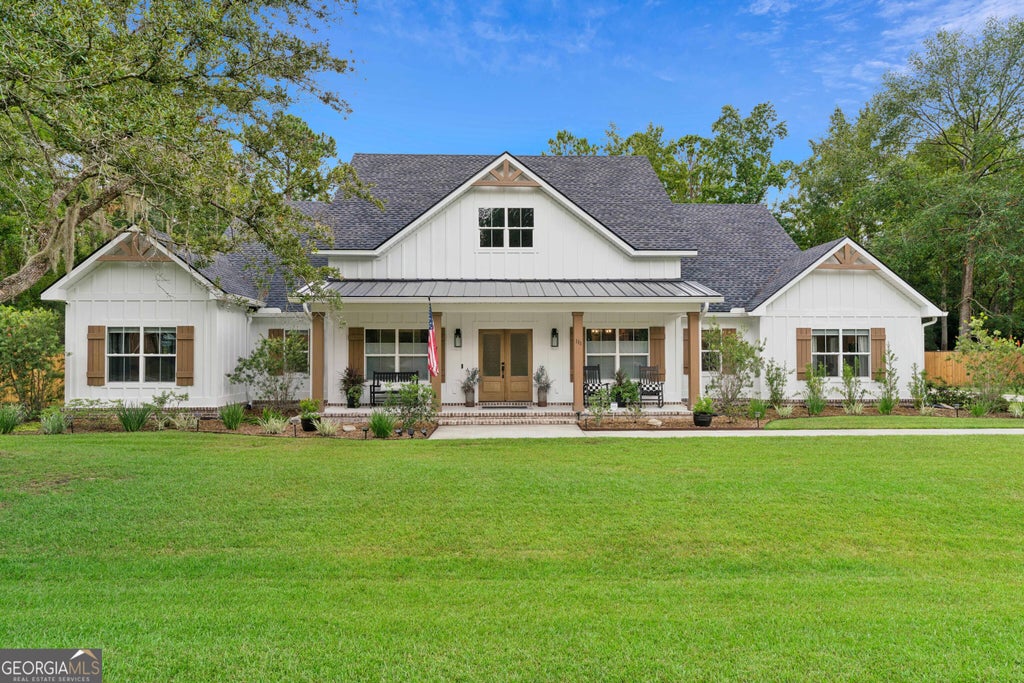Photo of 111 Laurel Grove Plantation Road, Brunswick, GA 31523 (MLS # 10806334)
