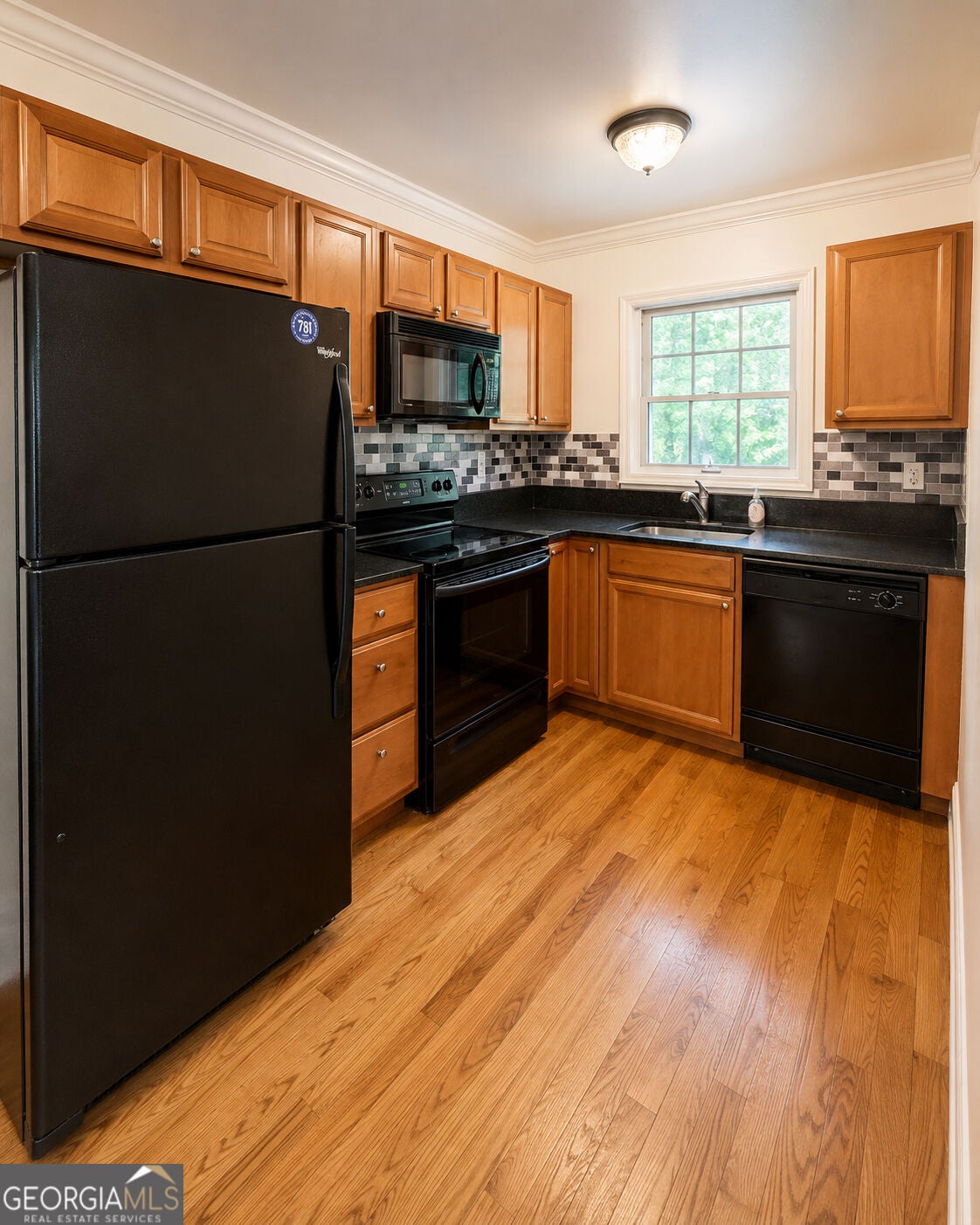 798 Saint Charles AVE NE 6