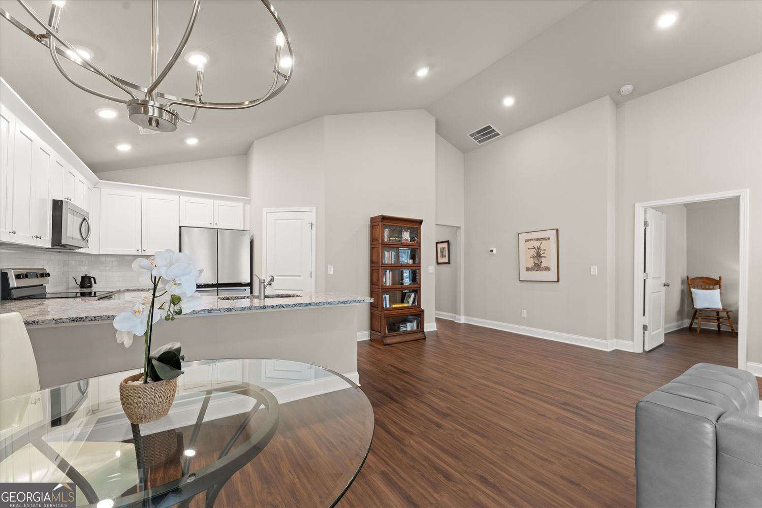 Waleska, Georgia 30183, United States, 2 Bedrooms Bedrooms, ,2 BathroomsBathrooms,Residential,Active,106159