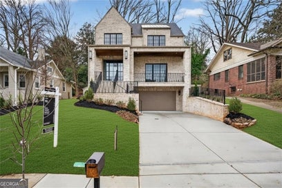 991 Courtenay DR NE Atlanta GA 30306