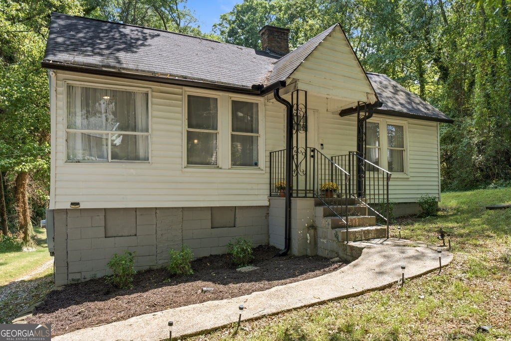 Photo of 3383 Lawrence Street, Scottdale, GA 30079 (MLS # 10836498)