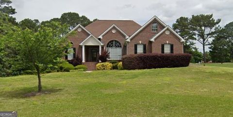 Single Family Residence in Mcdonough GA 1535 LAKE DOW Road.jpg