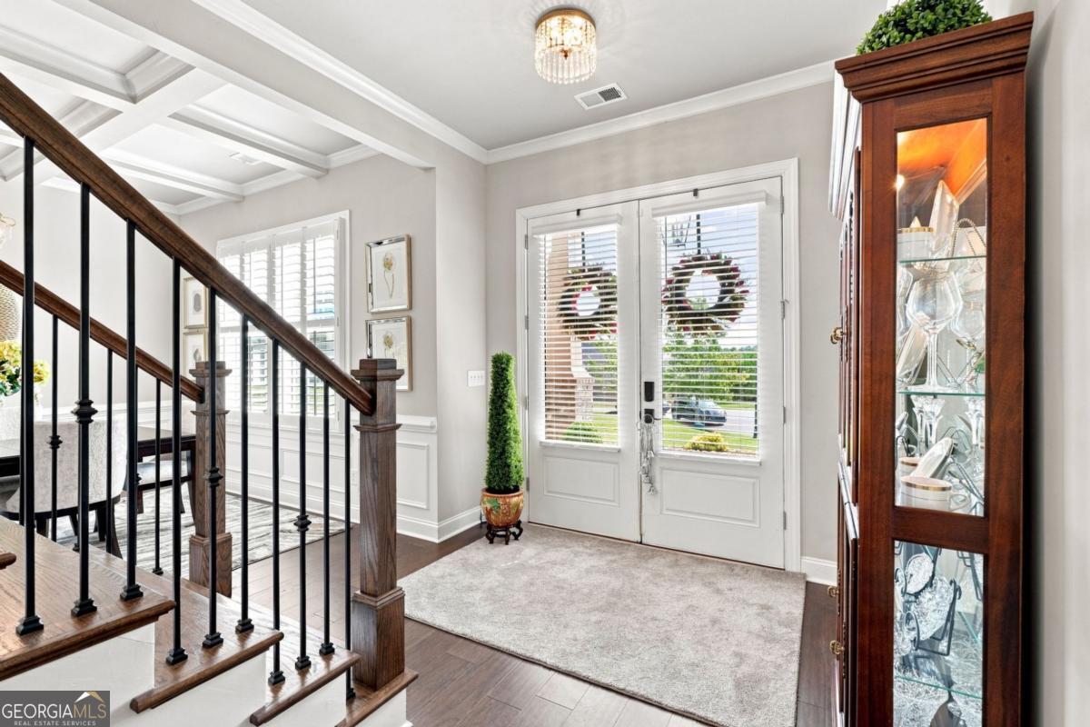 1604 Falcon CT