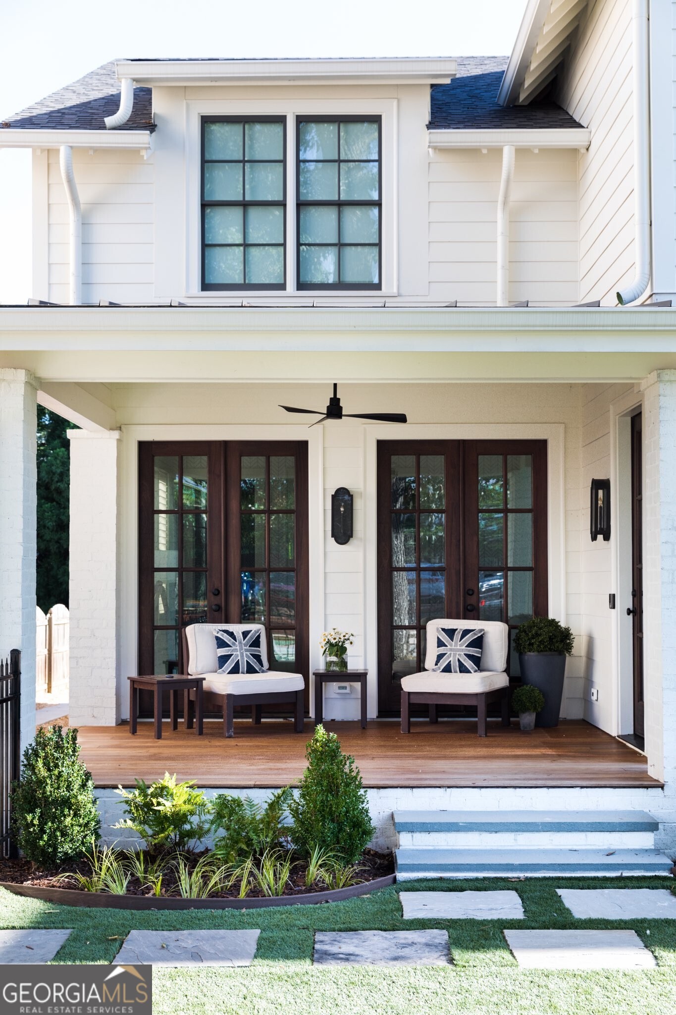 1555 Walker AVE