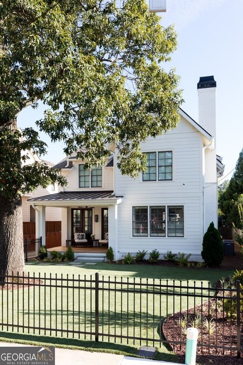 Photo of 1555 Walker Avenue, Atlanta, GA 30337 (MLS # 10791511)