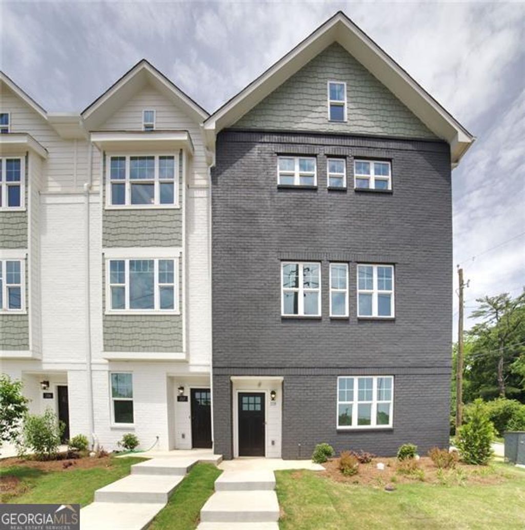 Photo of 208 Mission Way SE, Atlanta, GA 30315 (MLS # 10716813)