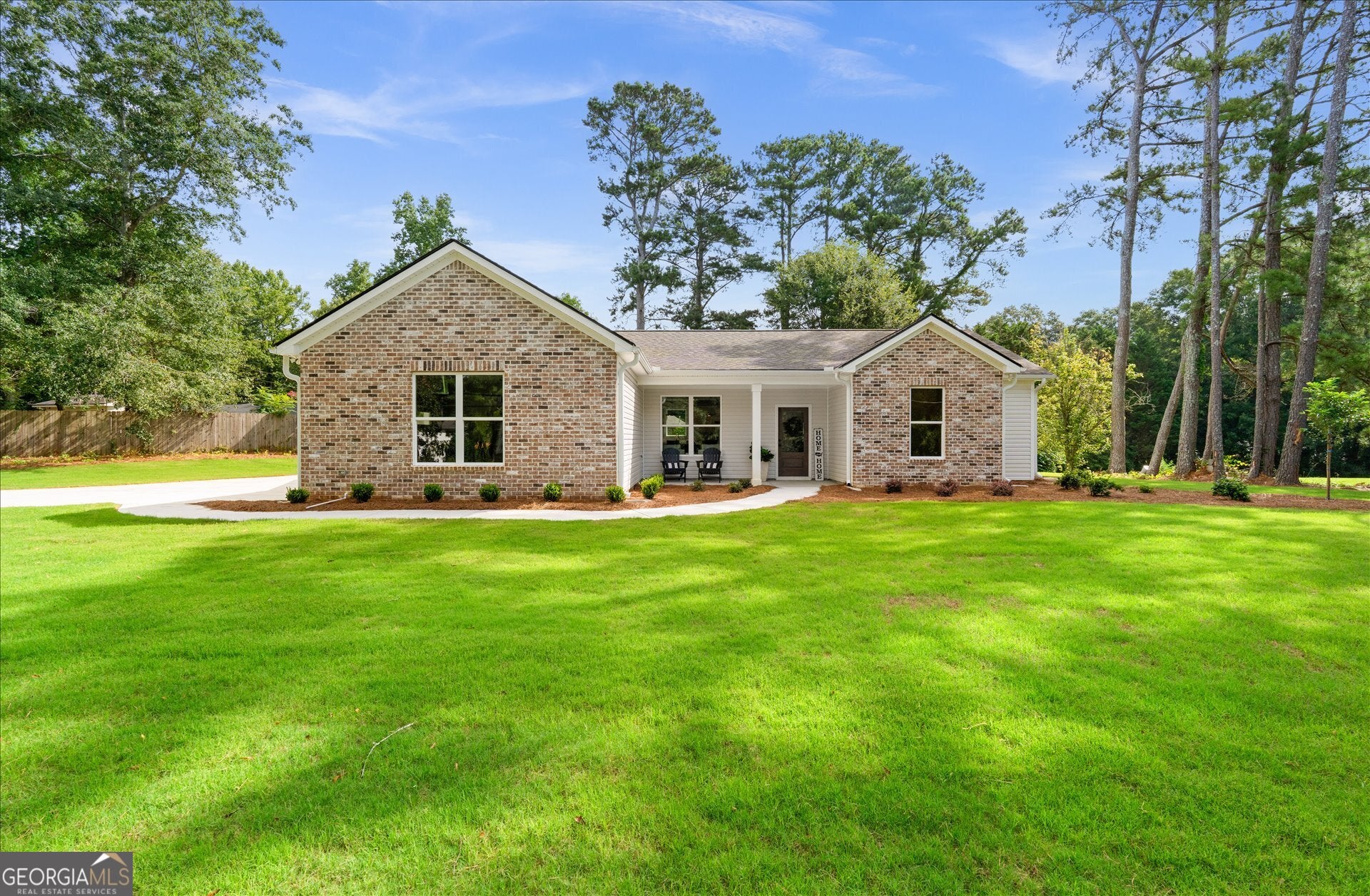 10 Colonial DR