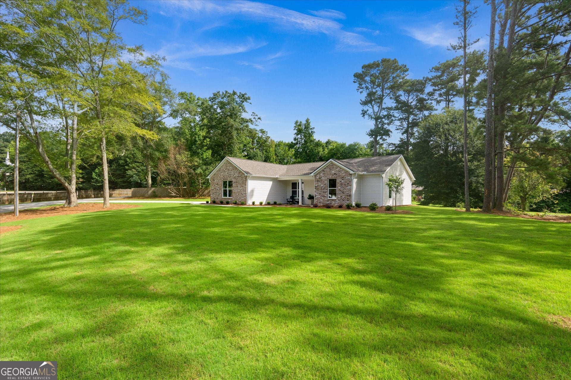 10 Colonial DR