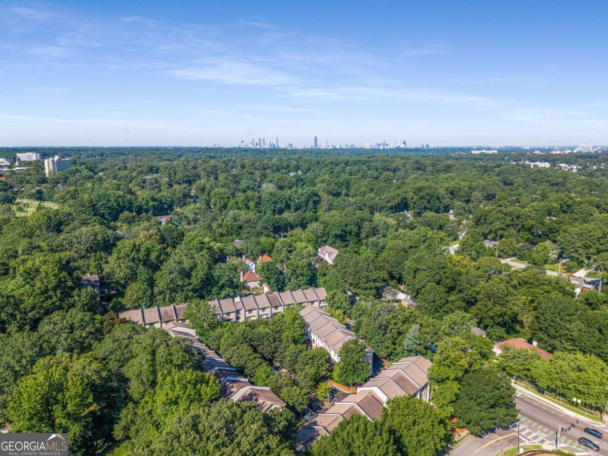 Knob Hill at Church - Residential