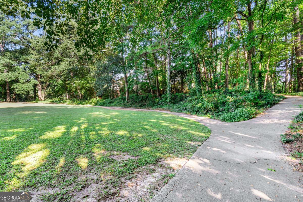 Knob Hill at Church - Residential