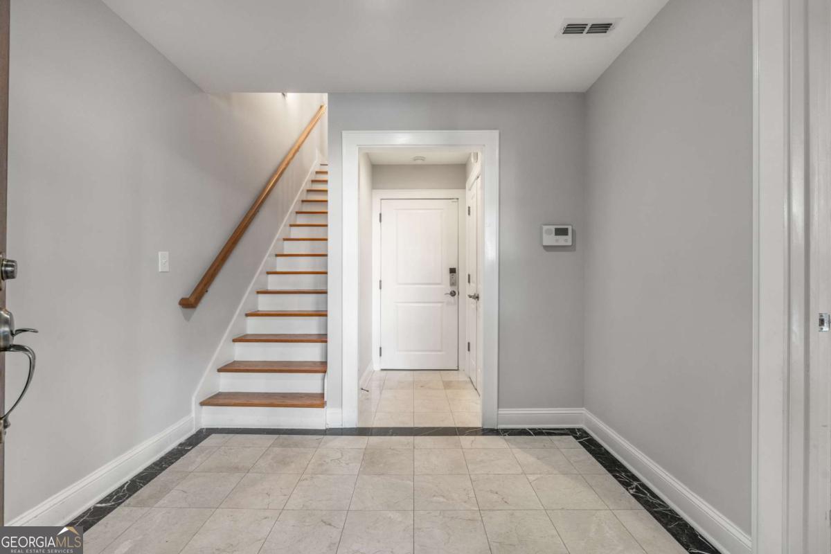 Knob Hill at Church - Residential