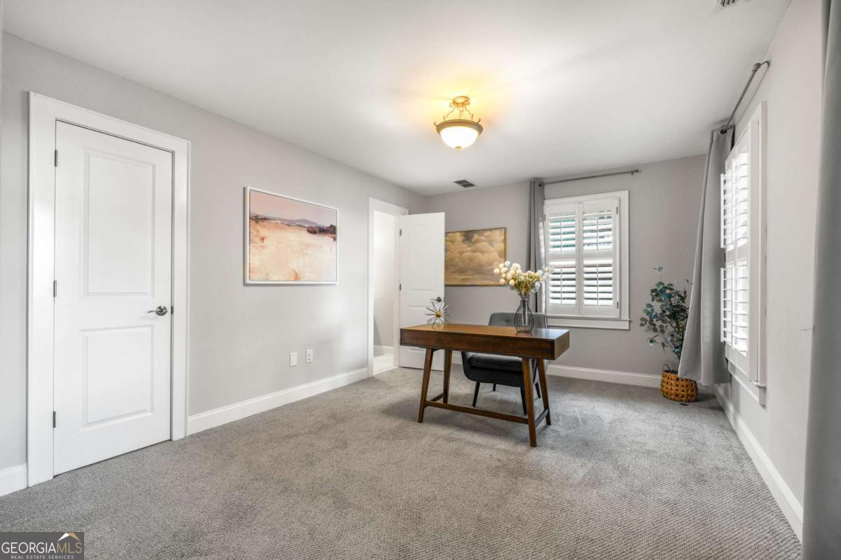 Knob Hill at Church - Residential