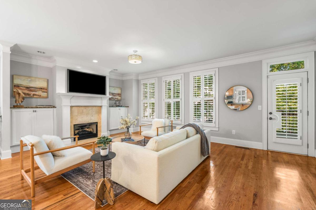 Knob Hill at Church - Residential