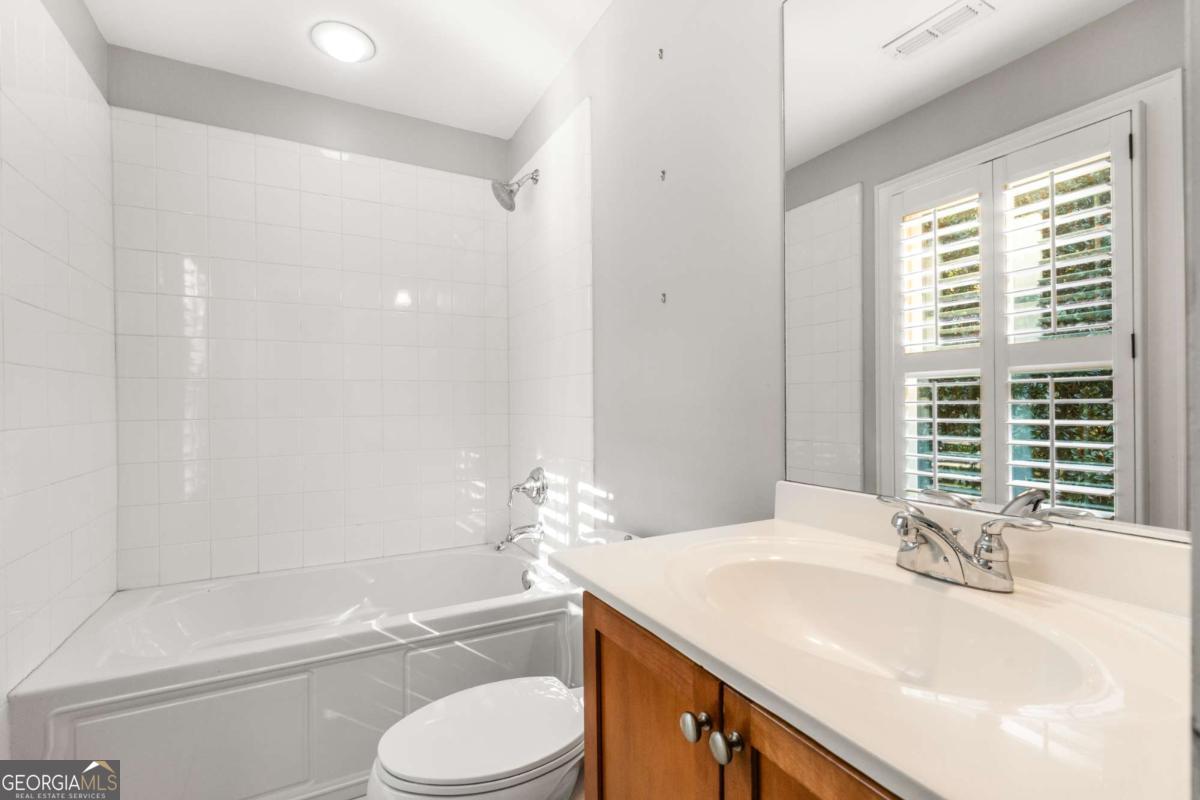 Knob Hill at Church - Residential