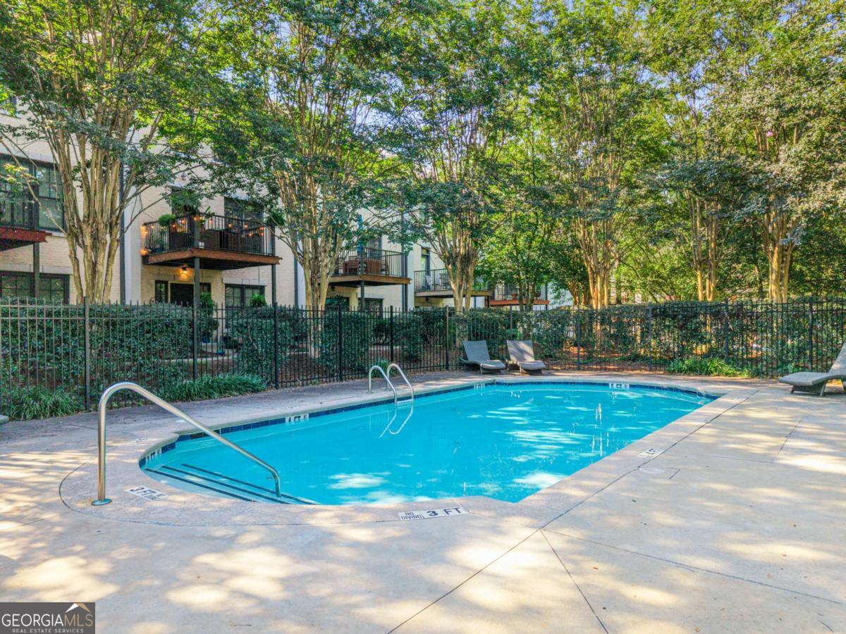 Knob Hill at Church - Residential