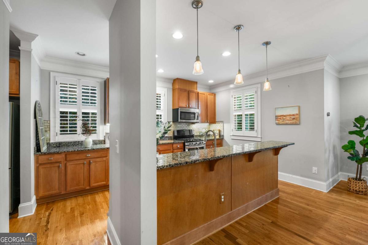 Knob Hill at Church - Residential