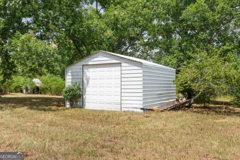 A home in Tennille