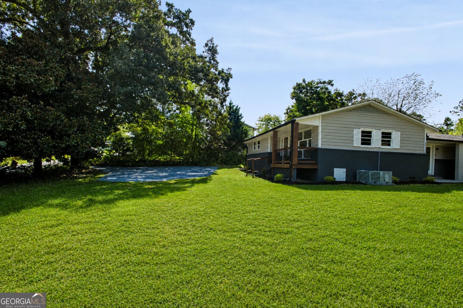 232 Tuck ST