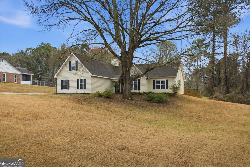 Photo of 90 Eastwood Circle, Covington, GA 30014 (MLS # 10700874)