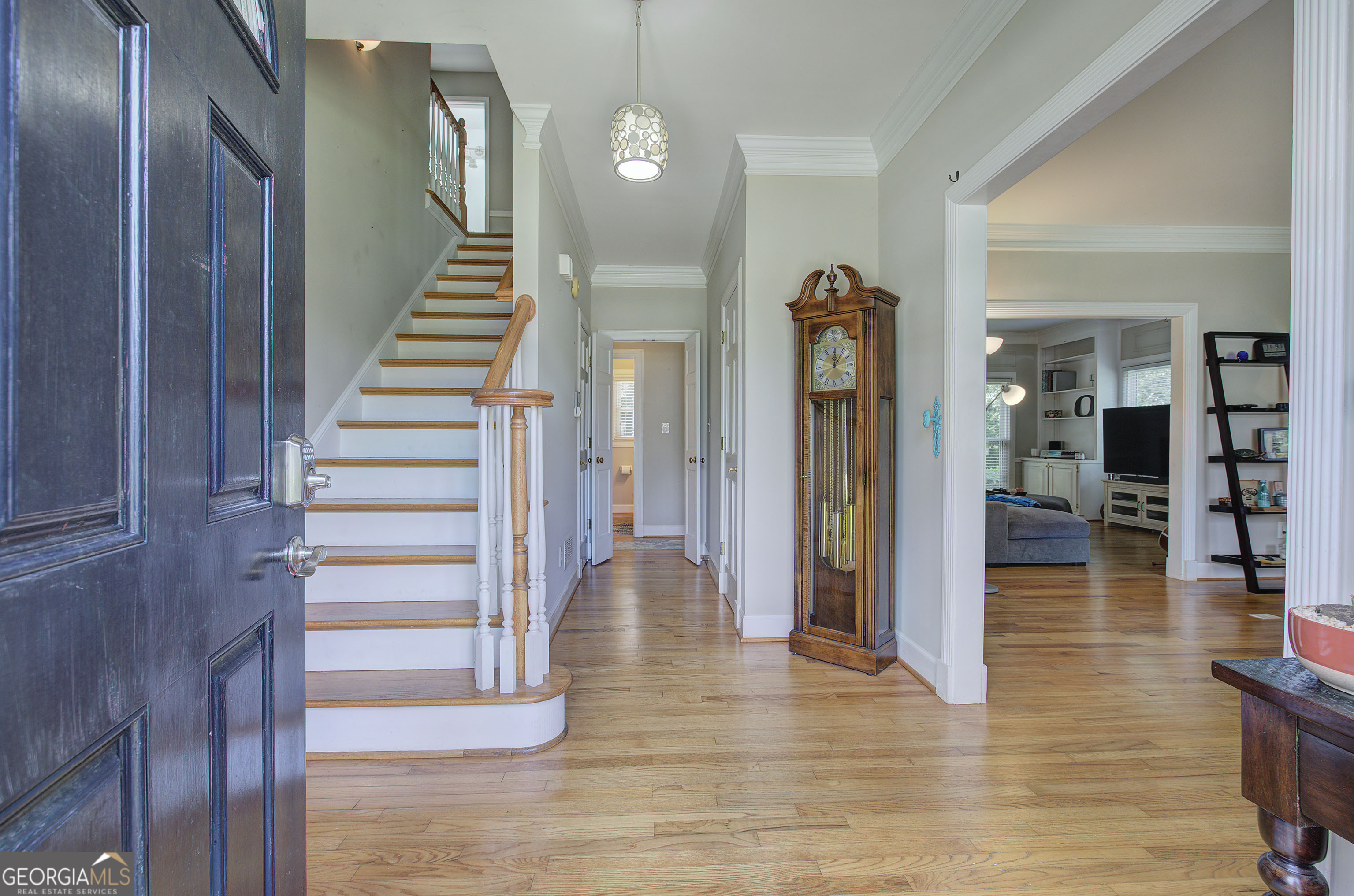 881 Park Manor CT NW
