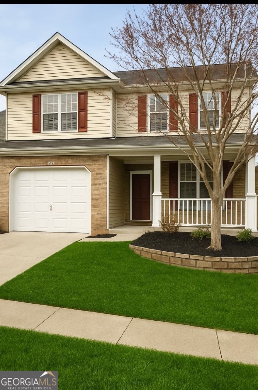 Wonderful townhome in an incredible location! Situated between Downtown Woodstock and Holly Springs with quick access to restaurants, shopping, recreation, outlet mall, events, concerts, and just 1 mile from I-575. Downstairs has large living area, kitchen, dining area, and half bath. Upstairs 2 beds, 2 full baths, laundry, and a large loft area perfect for home office or second living space. Short distance to neighborhood pool, playground, and tennis.