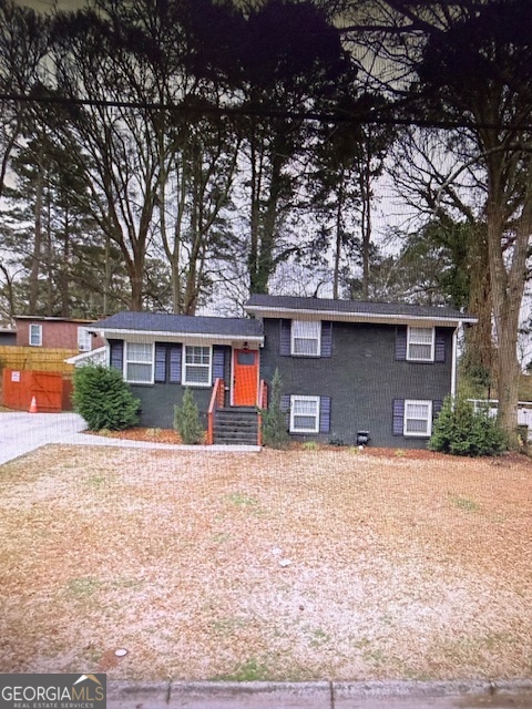 391 Corvair Drive, Atlanta, GA is a single-family home featuring 3 bedrooms, 3 bathrooms, set on a spacious 9,100 square foot lot. Built in 1964, this property offers classic charm and comfortable living in a convenient Atlanta location. Available for Short Sale opportunity as well.