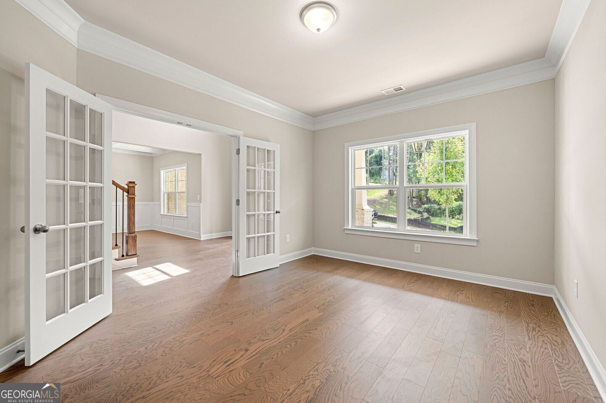 Mirror Lake - Residential