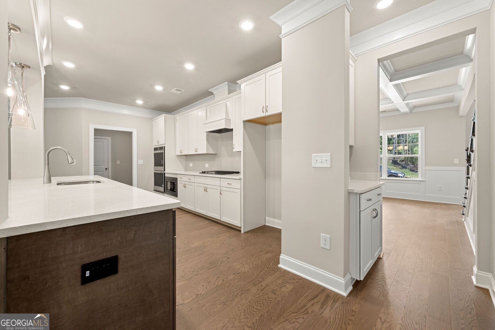 Mirror Lake - Residential