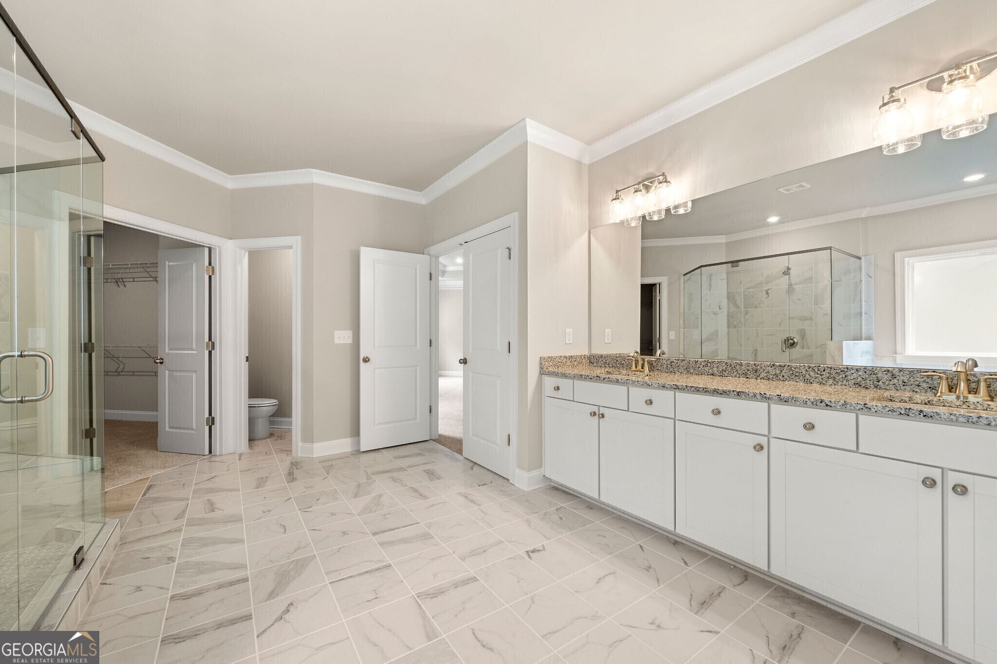 Mirror Lake - Residential