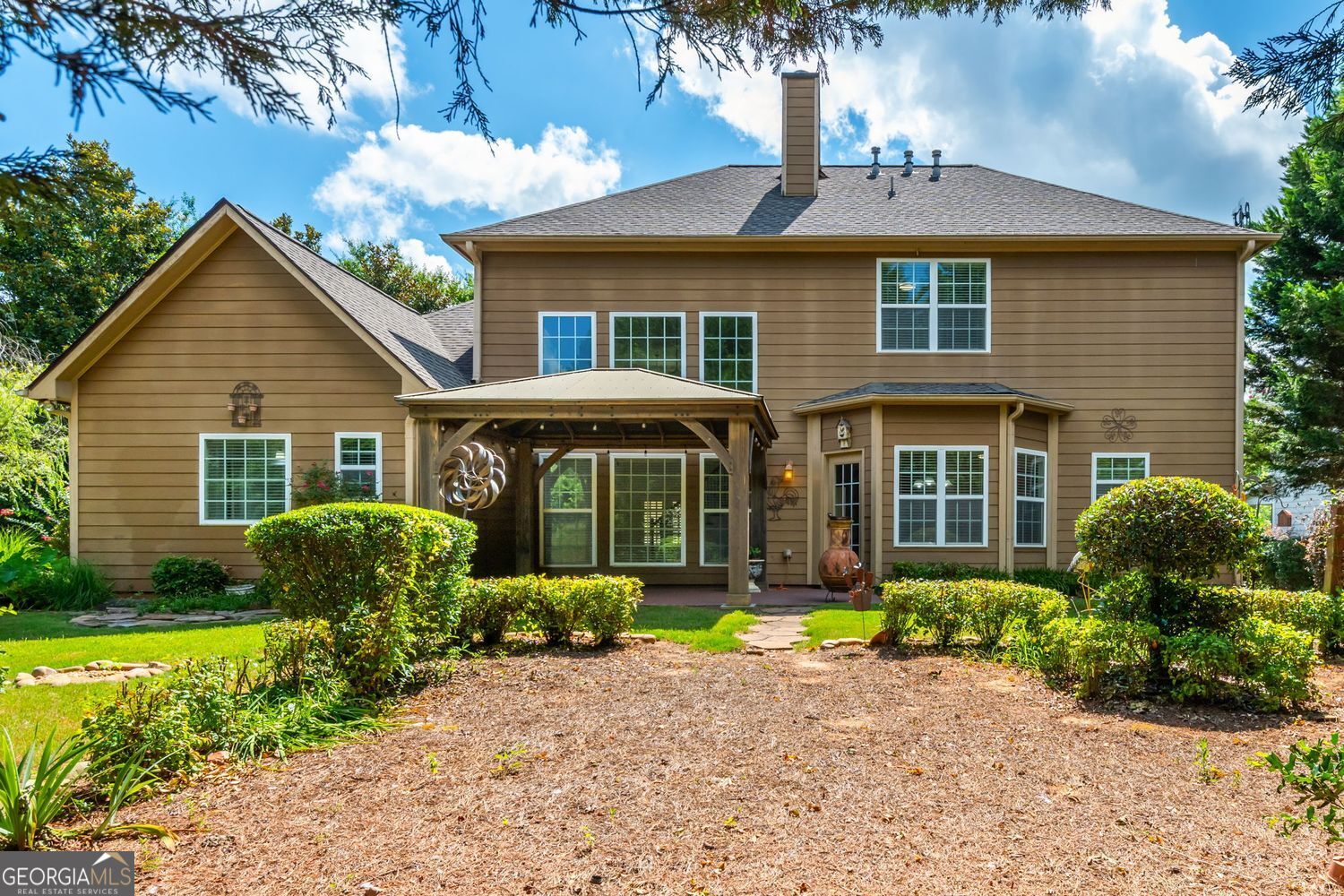 2470 Benefield RD