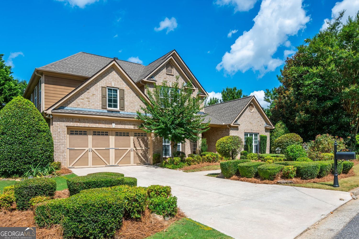 2470 Benefield RD