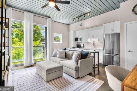 Photo of 620 Glen Iris Drive NE #317, Atlanta, GA 30308 (MLS # 10764811)