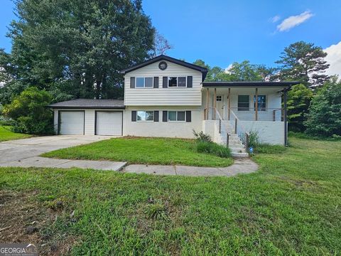 3231 Amhurst DR NW Atlanta GA 30318