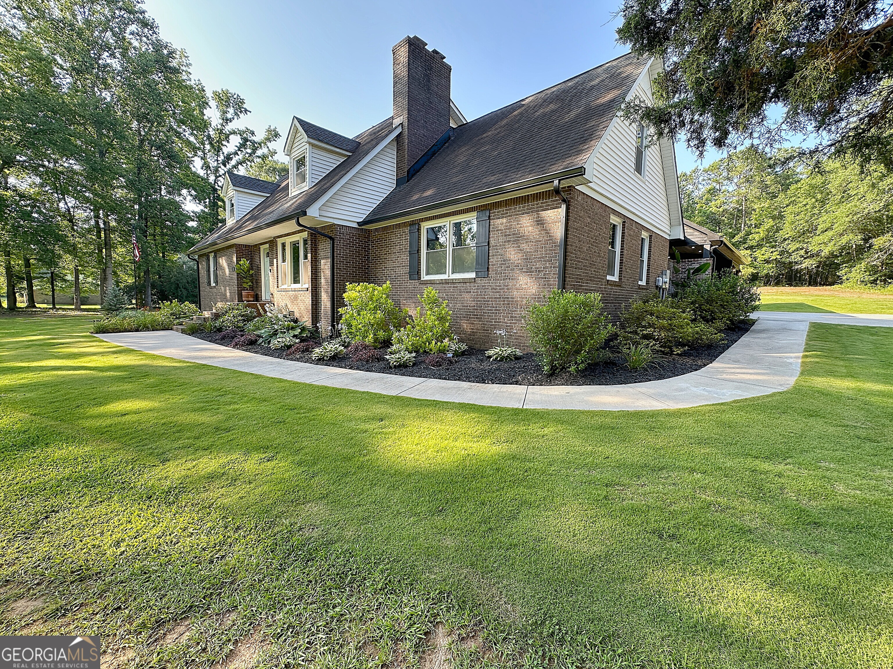 1501 E Main ST