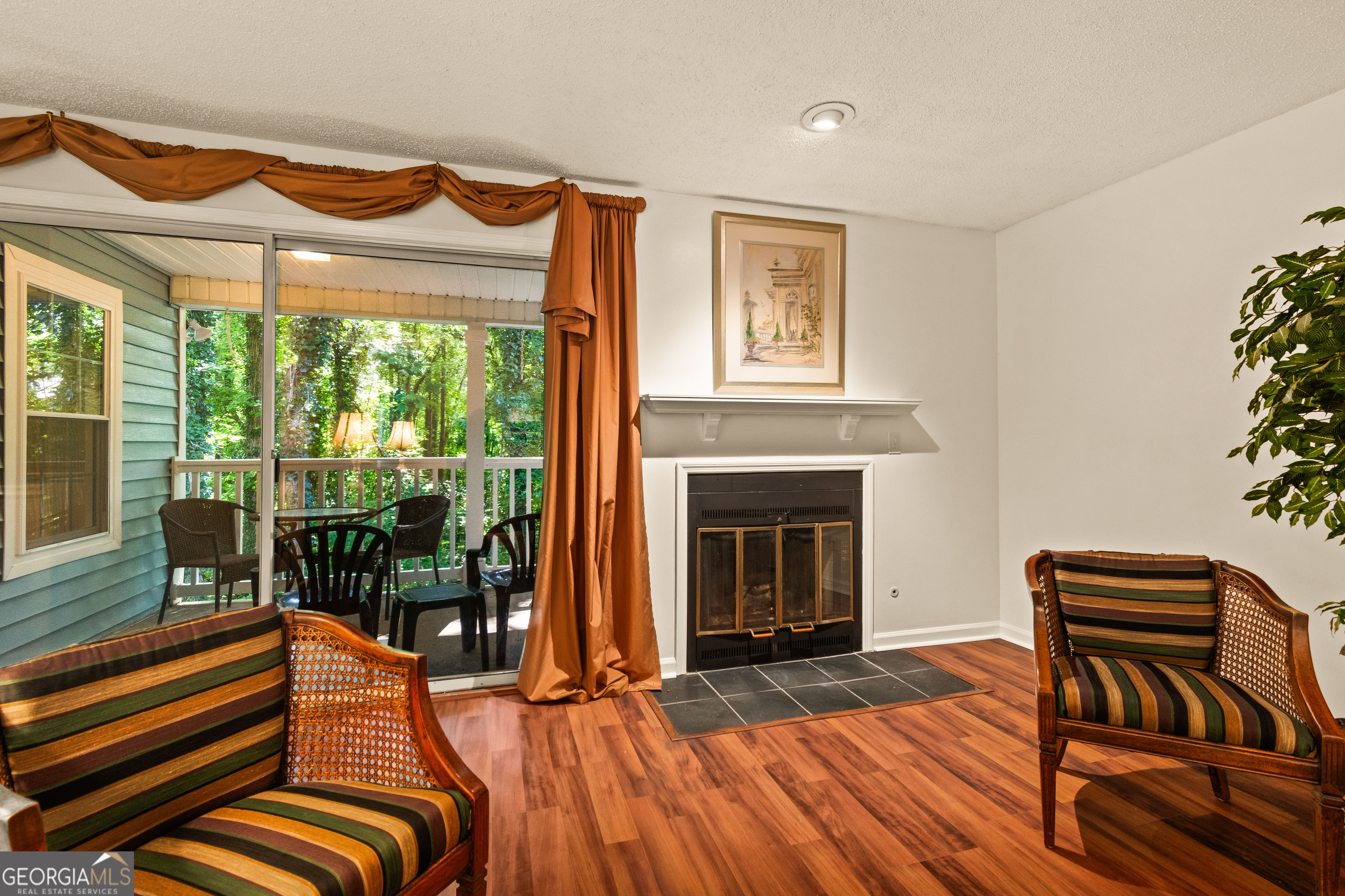 Henderson Place - Residential