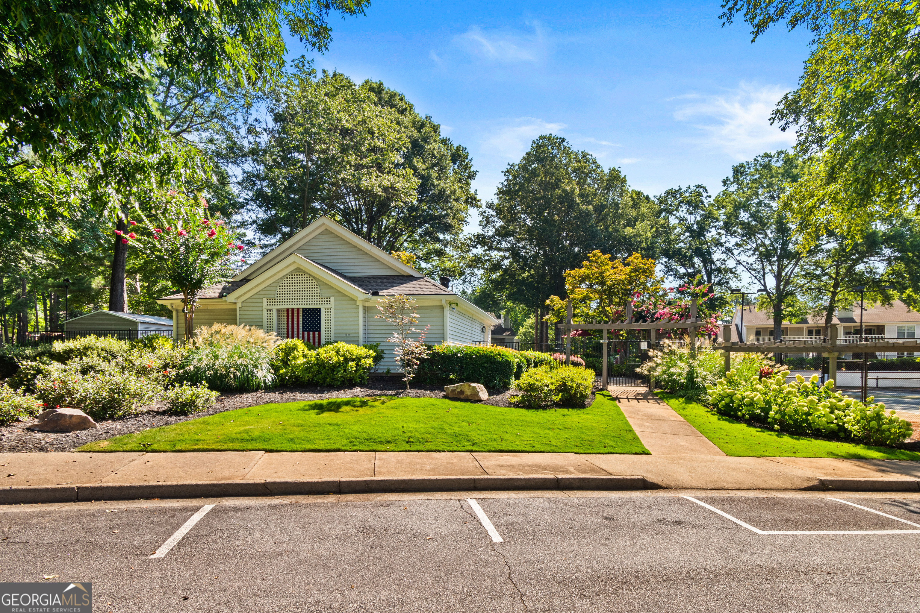 Henderson Place - Residential