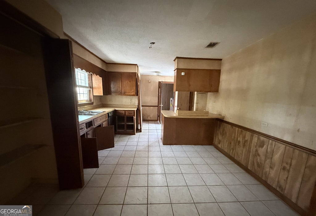 Photo of 401 E Howard Street, Wrens, GA 30833 (MLS # 10844372)