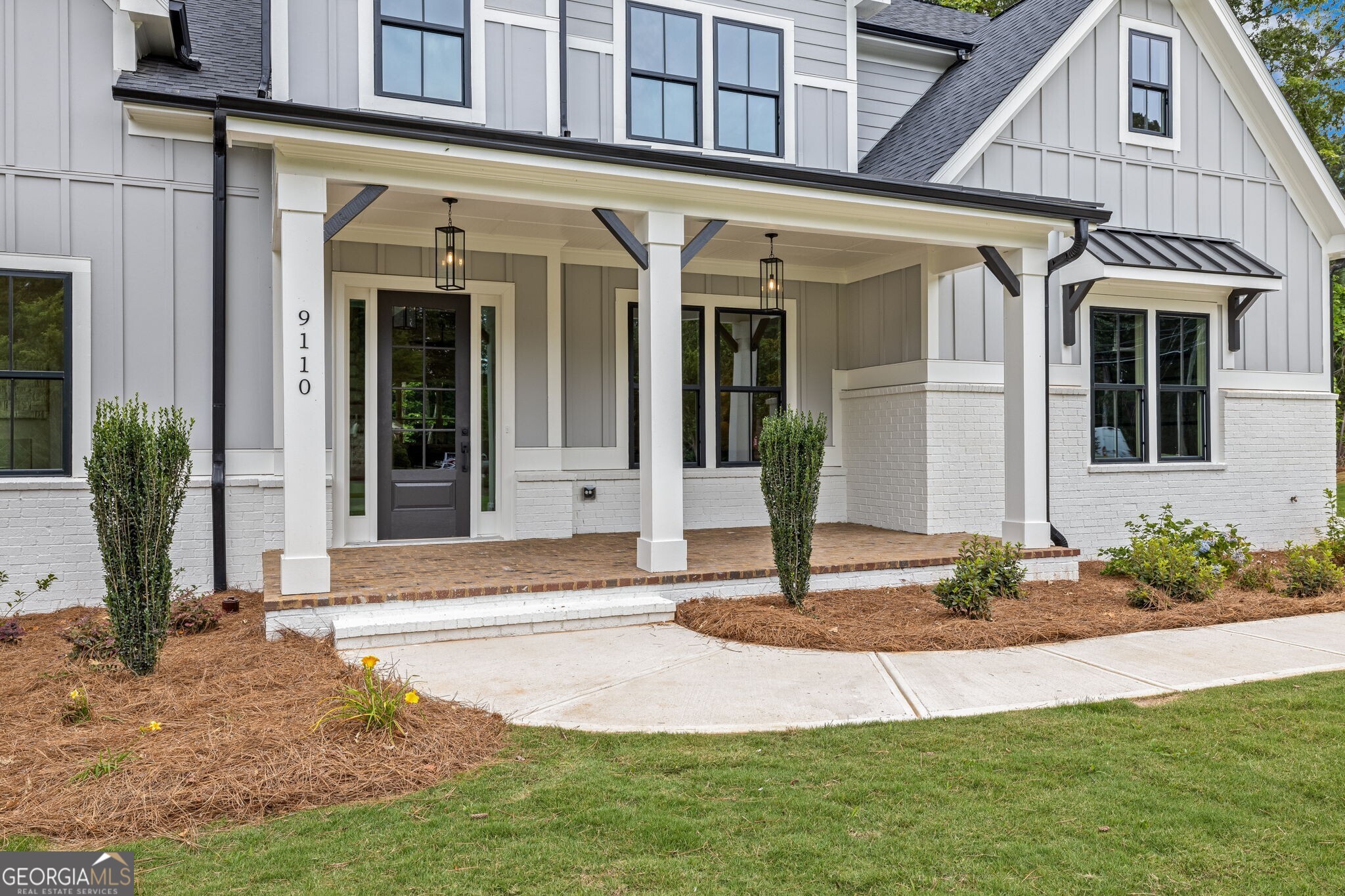 9110 Greenway CT