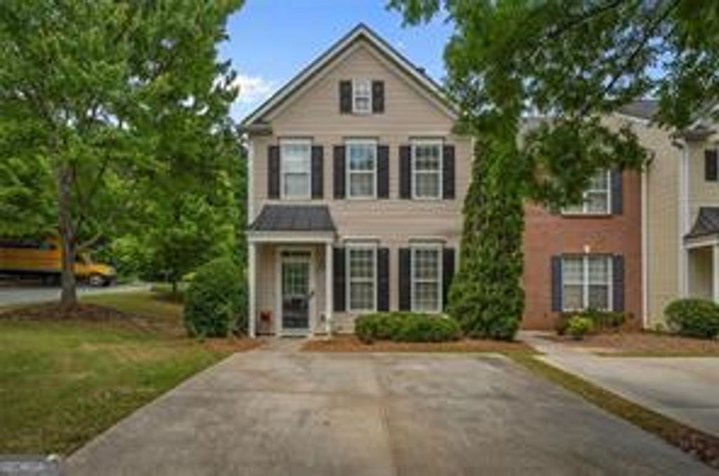 Photo of 500 Gale Court, Alpharetta, GA 30004 (MLS # 10680309)