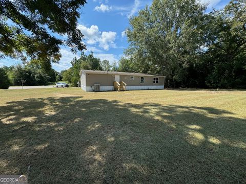 A home in Smithville