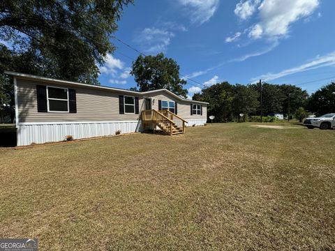 A home in Smithville