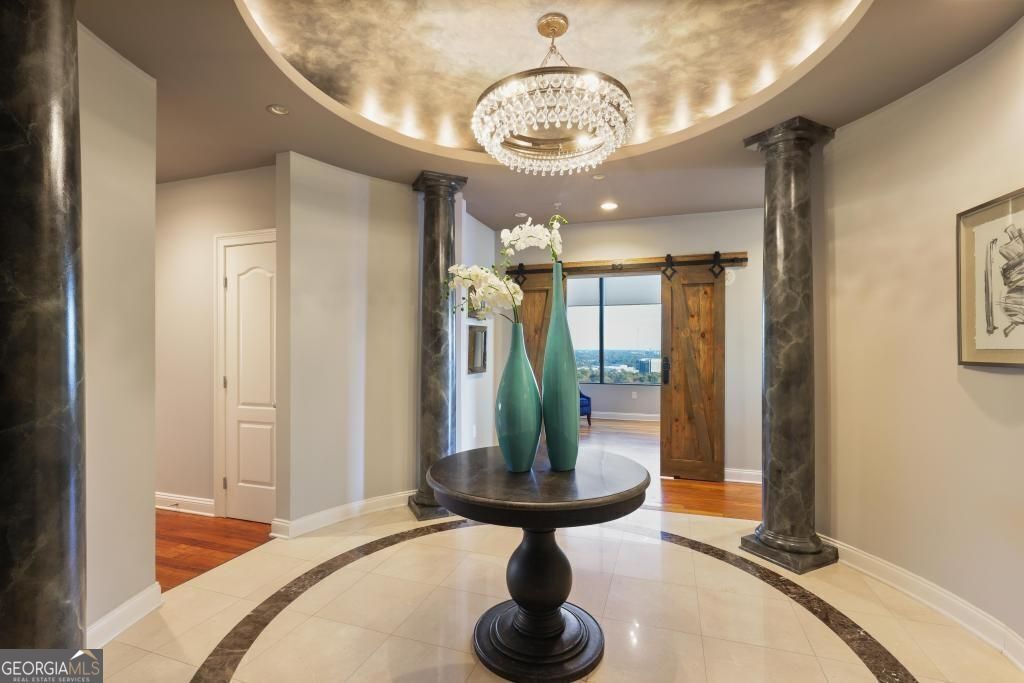 Photo of 2828 Peachtree Road #2701, Atlanta, GA 30305 (MLS # 10701863)