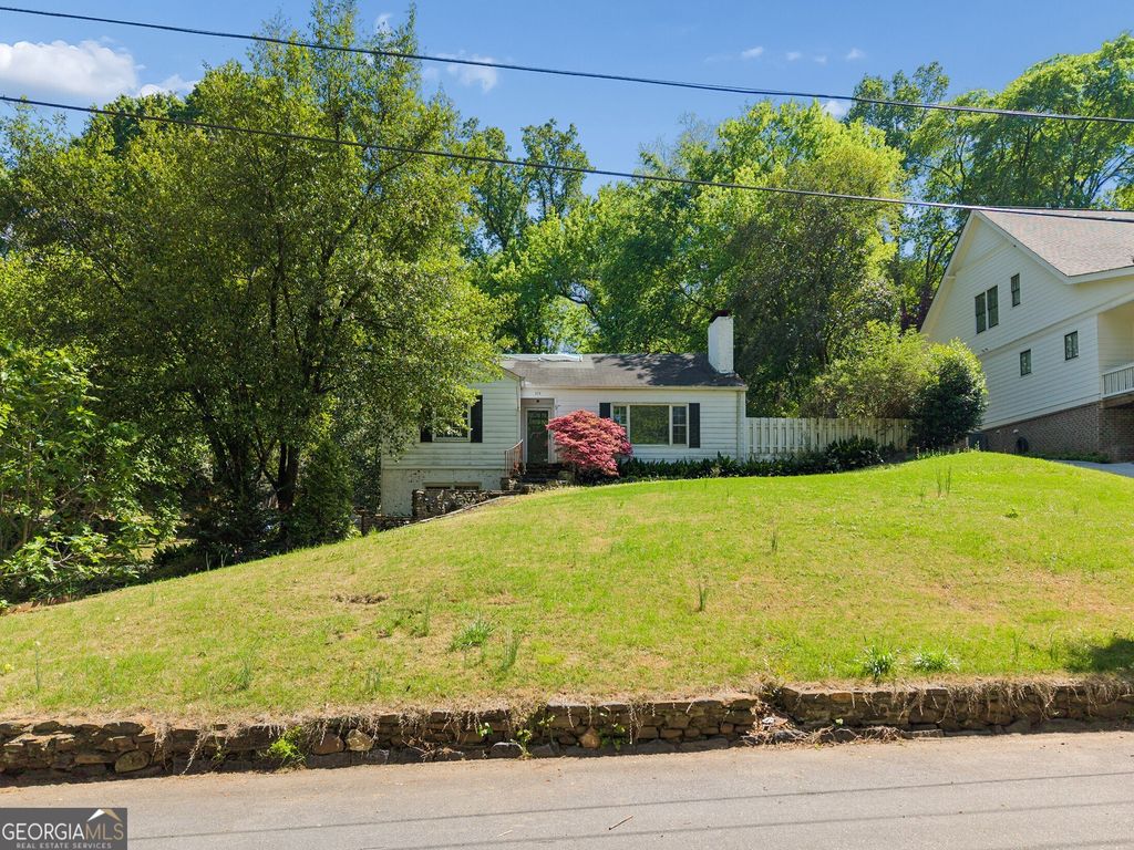 Photo of 314 Garden Lane NW, Atlanta, GA 30309 (MLS # 10757084)