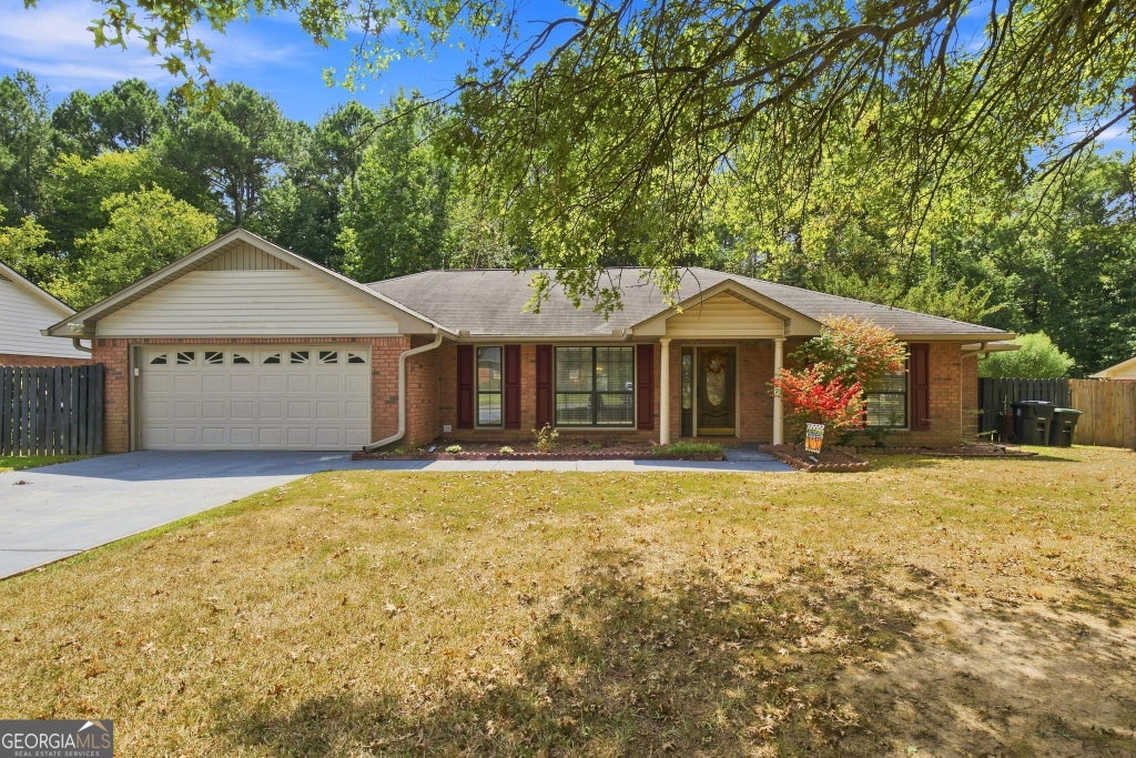 Photo of 41 Williamsburg Drive NW, Rome, GA 30165 (MLS # 10843453)