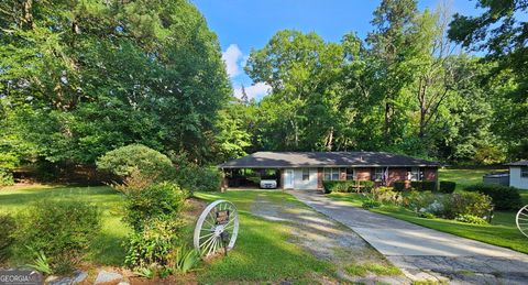 4884 Maurice DR NW Lilburn GA 30047