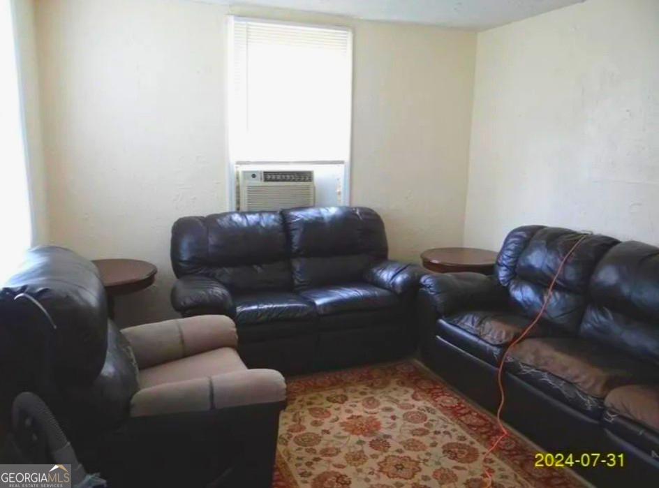 169 Munson DR