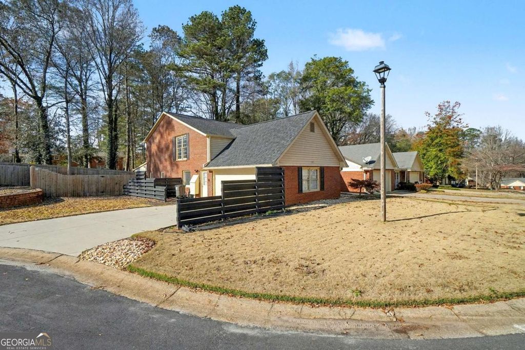 Photo of 6210 Douglas Manor Court, Douglasville, GA 30134 (MLS # 10656845)
